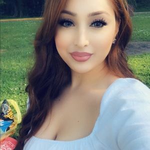 Meet your Posher, Farrah